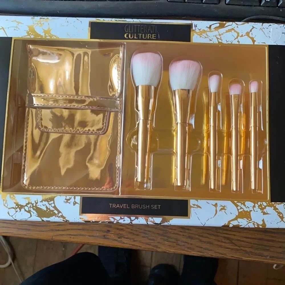 Travel Brush Set New in Box